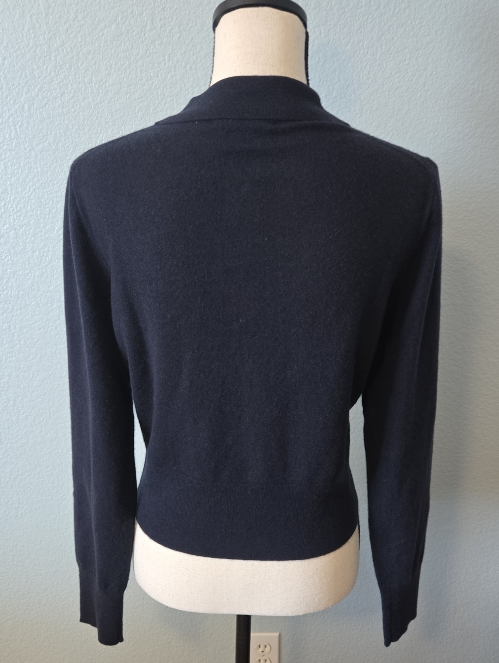 J CREW Featherweight cashmere-blend long-sleeve polo shirt In Navy Sz Medium - Picture 8 of 12